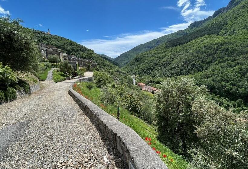 Rezidans La Scala Within A Stunning 13th Century Setting