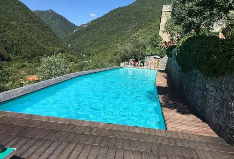 Residenssi La Scala Within A Stunning 13th Century Setting