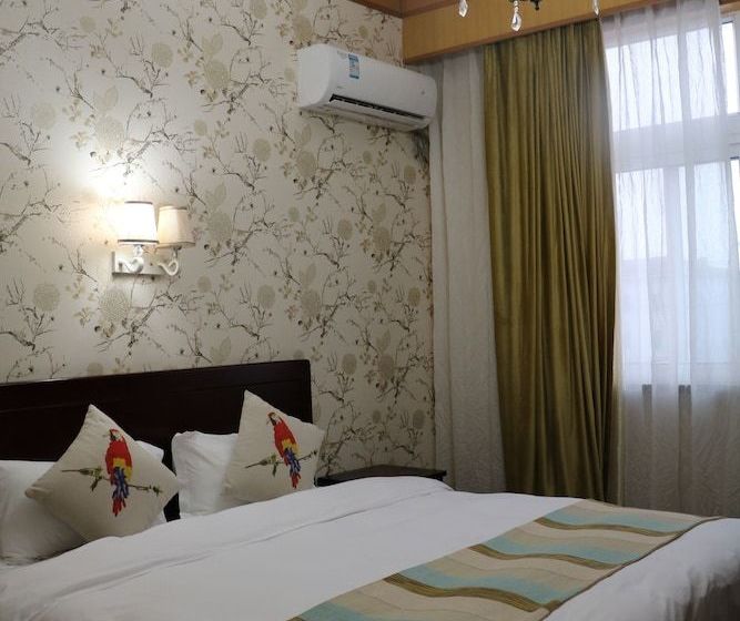 Yi Su Hotel Pudong Airport