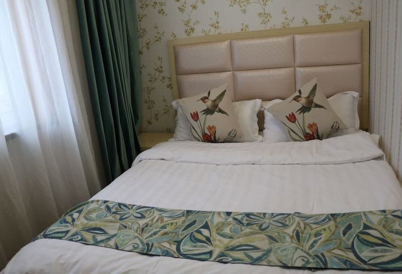 Yi Su Hotel Pudong Airport