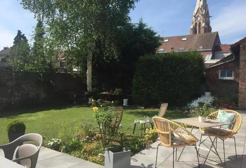 Aamiaismajoitus (B&B) La Nieppoise