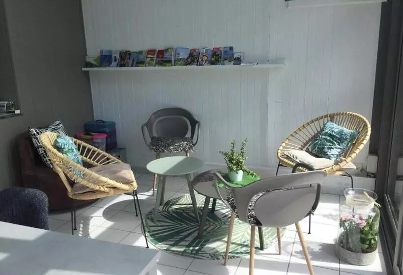 Aamiaismajoitus (B&B) La Nieppoise