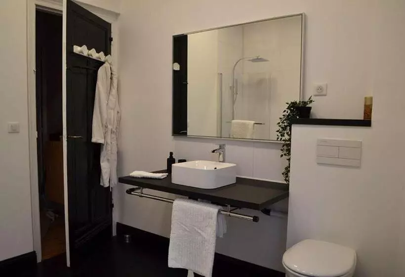 Aamiaismajoitus (B&B) La Nieppoise