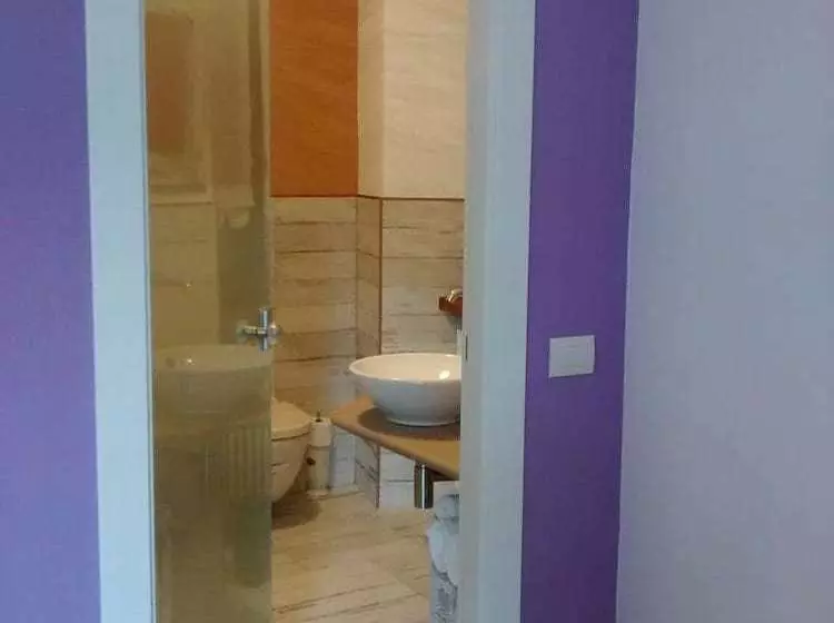 ベッドアンドブレックファースト La Pomella