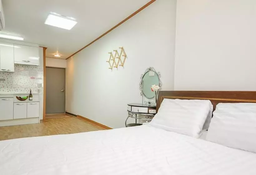 Ganghwa Punggyung Gryujineon Zip Pension