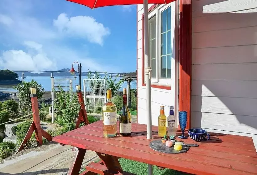 Ganghwa Punggyung Gryujineon Zip Pension