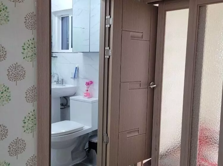 Ganghwa Punggyung Gryujineon Zip Pension