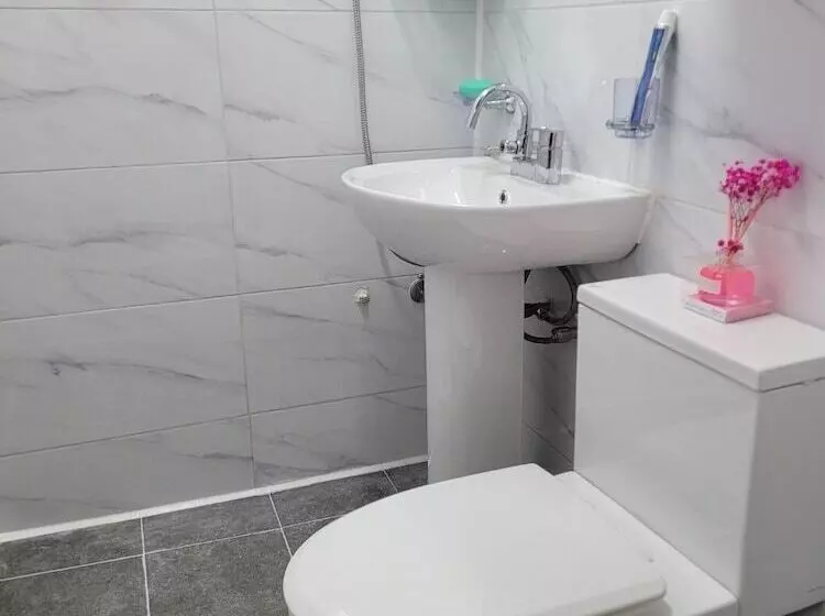 Ganghwa Punggyung Gryujineon Zip Pension