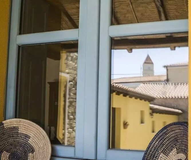 ホテル Albergo Diffuso Il Mandorlo