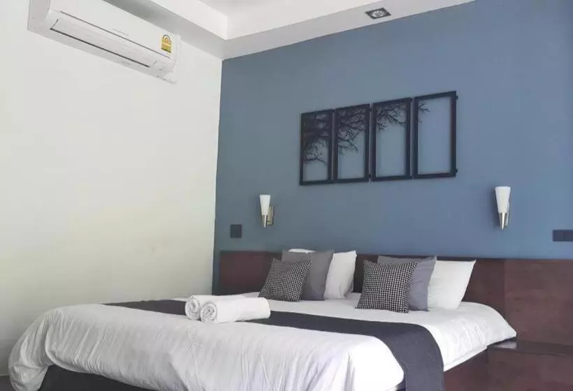 Hotelli Baan Chao Mai Beach House