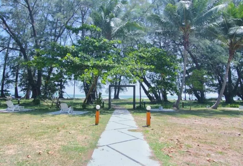 Hotelli Baan Chao Mai Beach House