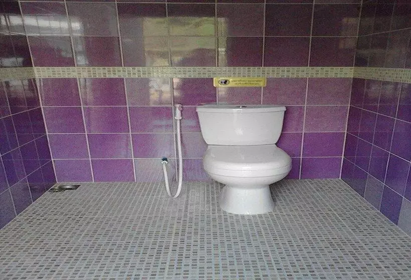 ホテル Baan Pennee