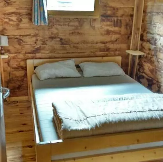 ホテル Camping Le Caussanel