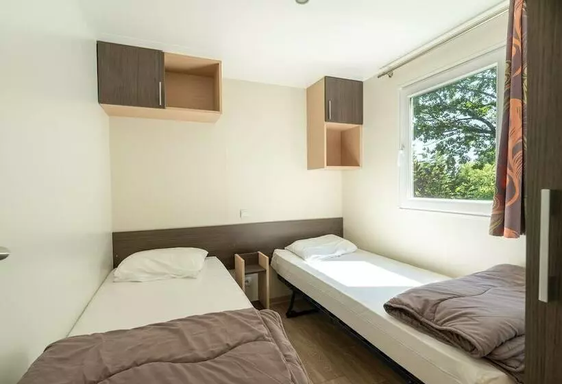 ホテル Camping Le Caussanel