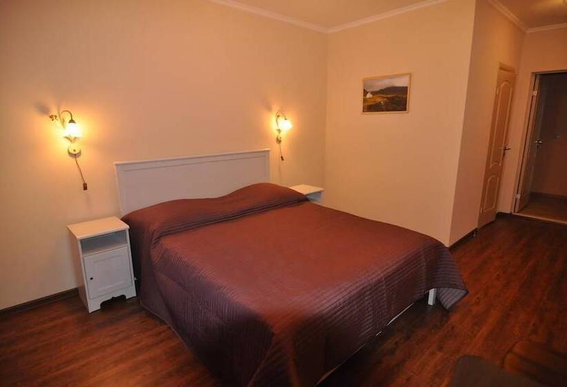 Отель Gallery Art