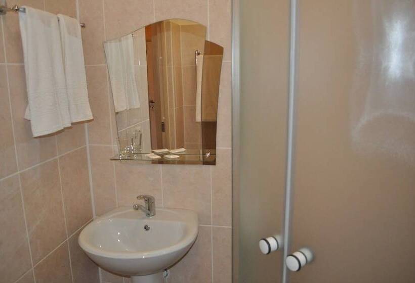 Отель Gallery Art