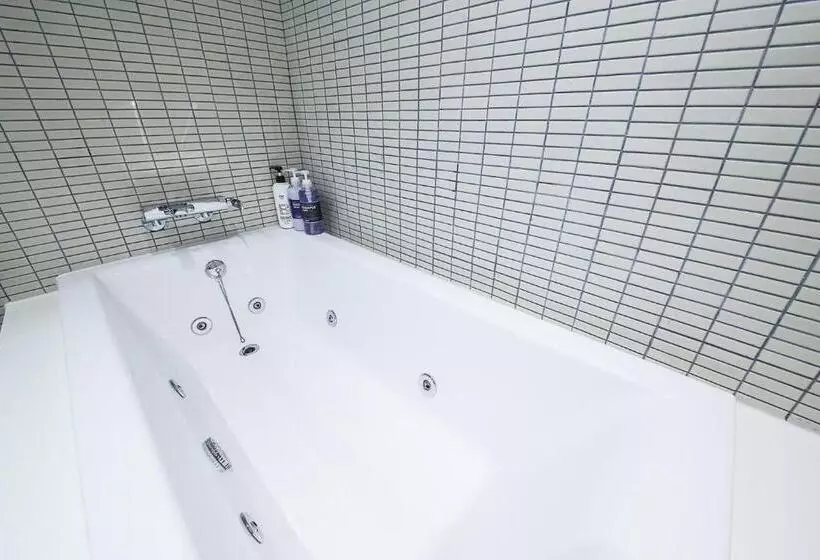 ホテル Golden River