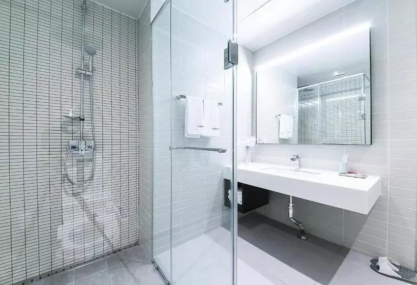 ホテル Golden River