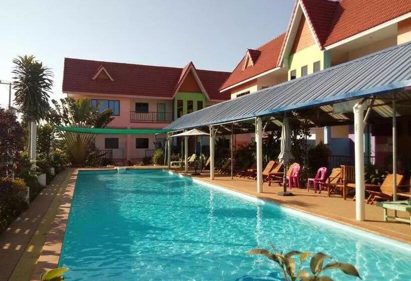 ホテル Peace Pool Resort