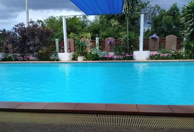 ホテル Peace Pool Resort