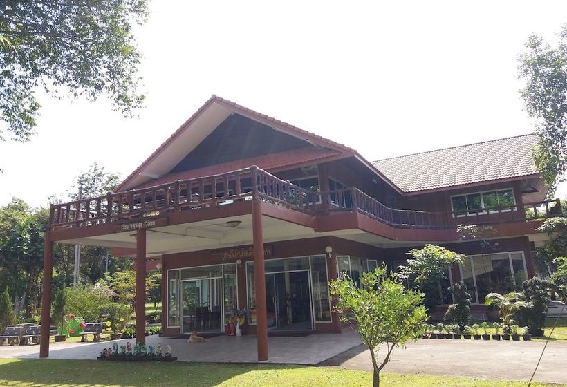 Otel Phuaob Namsai Country Resort