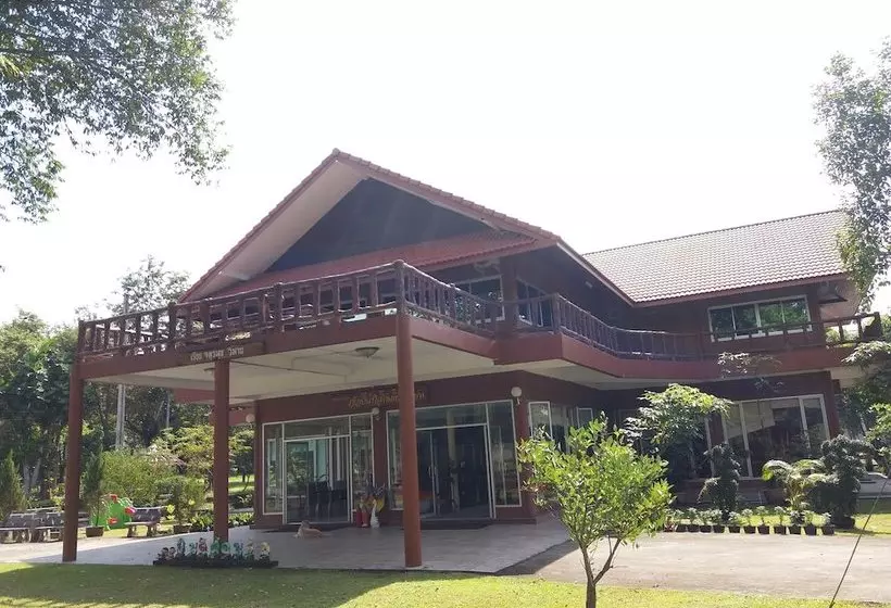 Hotelli Phuaob Namsai Country Resort