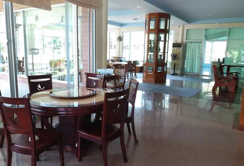 Hotelli Phuaob Namsai Country Resort