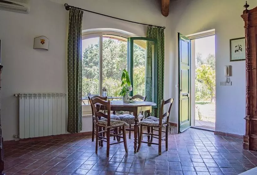 Maaseutuhotelli Tenuta San Calogero