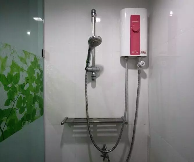 Hotelli Suchada Palace