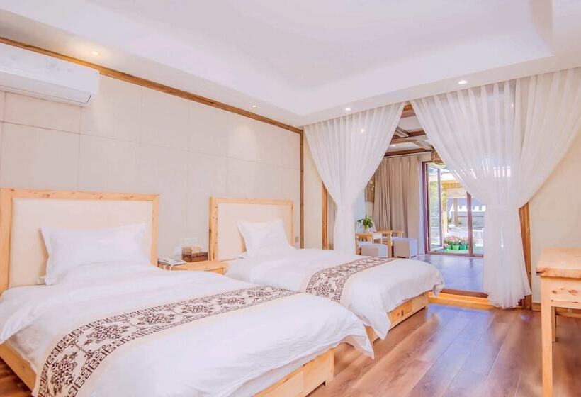 Loving Clouds Family Inn