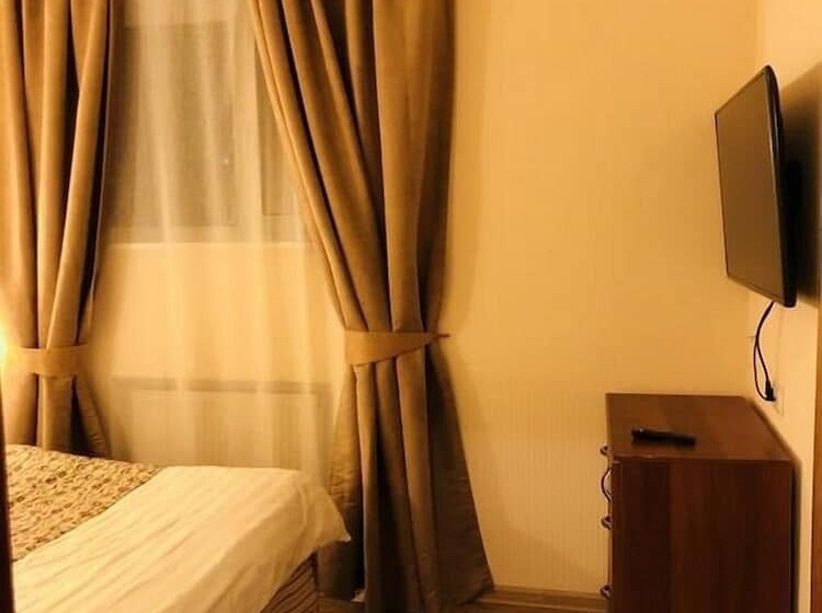 Mini Hotel Grc Gorki 10