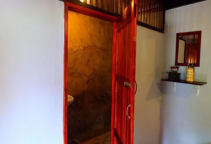 פנסיון Copa Lanta Guesthouse