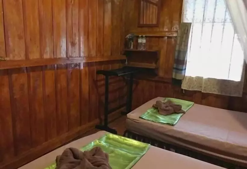پانسیون Copa Lanta Guesthouse