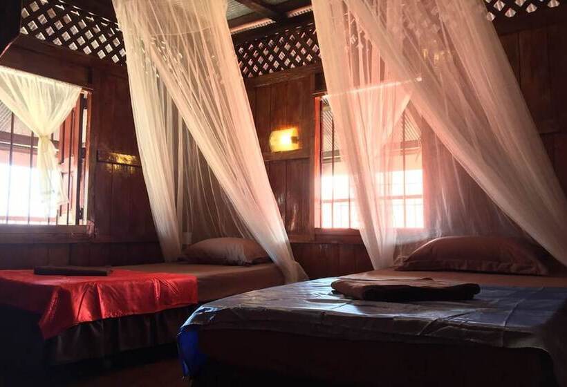 פנסיון Copa Lanta Guesthouse