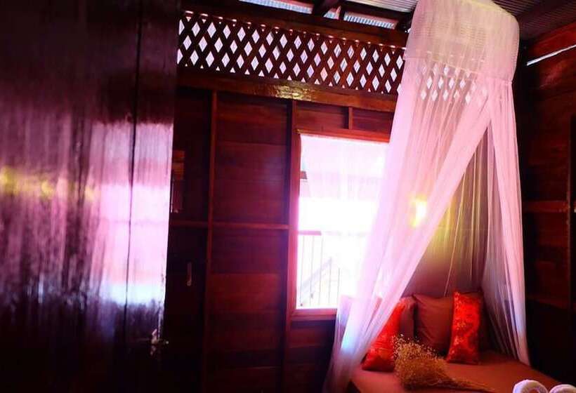 פנסיון Copa Lanta Guesthouse