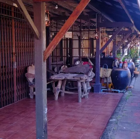 پانسیون Copa Lanta Guesthouse