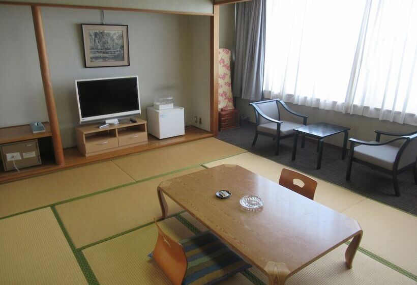 ريوكان Breezbay Resort Yamaga