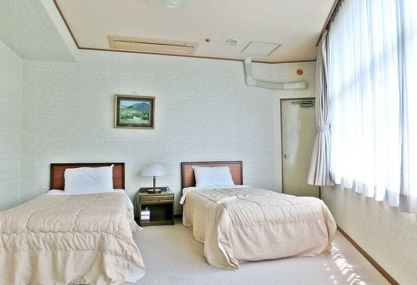 ريوكان Itoen Hotel Shikisai