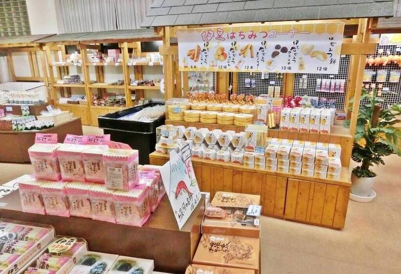 ريوكان Itoen Hotel Shikisai