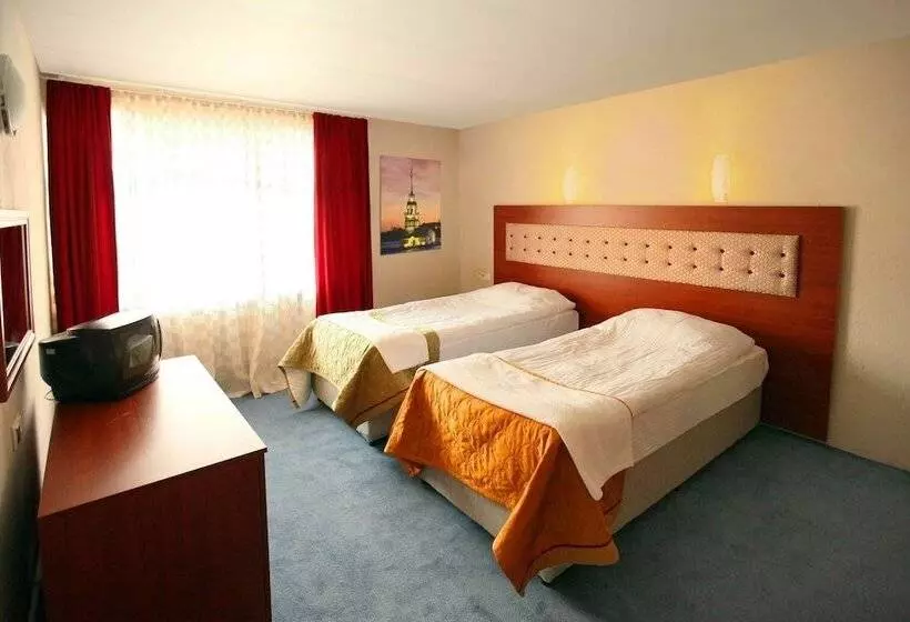 Aamiaismajoitus (B&B) Bozdag Doner Otel