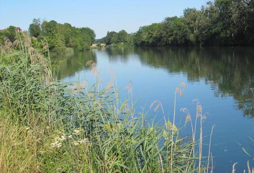 ベッドアンドブレックファースト Les Gourmandises Bio