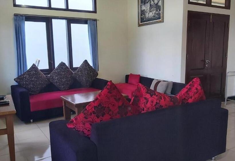 Aman Gati Hotel Lakey