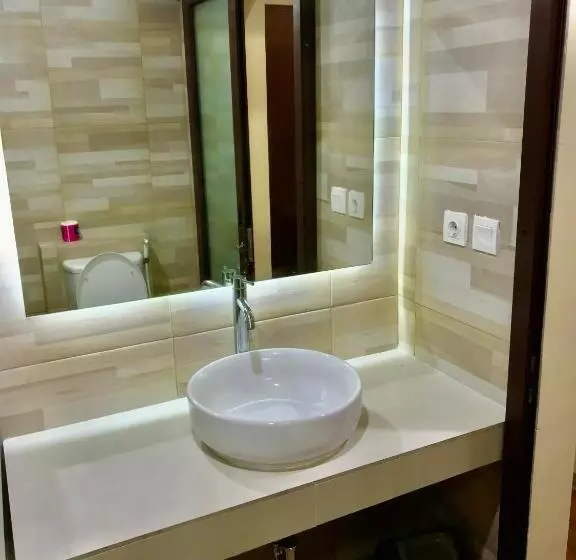 Aman Gati Hotel Lakey