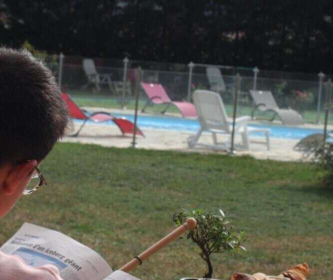 Отель Artémis Hôtel & Spa Bistro Coquet