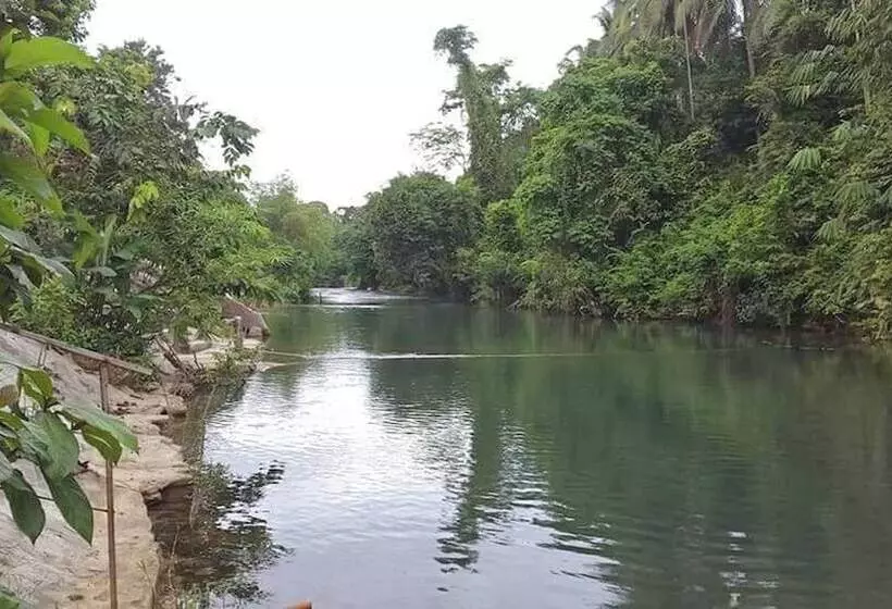 هتل Ban Kiangnam Resort