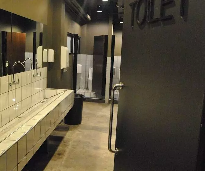 Hotelli Capsule Hostel Chiangkhan