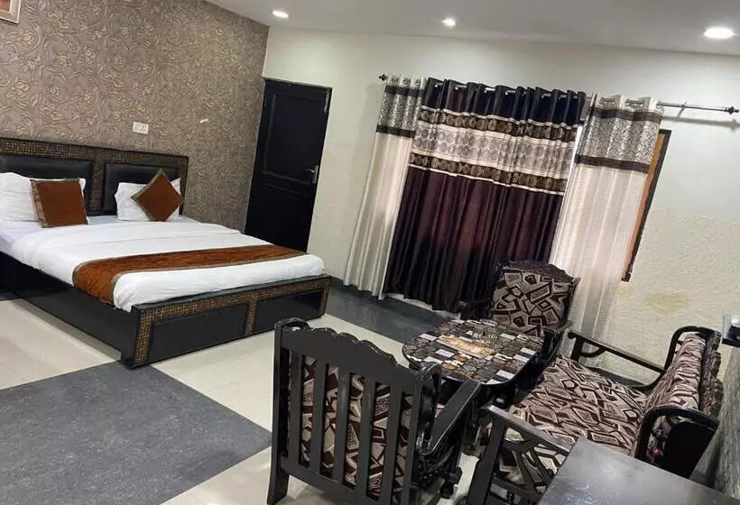 Hotel Dev Palace By Wb Inn