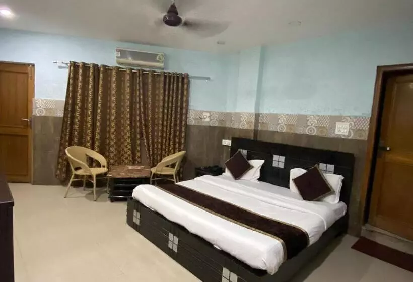 Hotel Dev Palace By Wb Inn