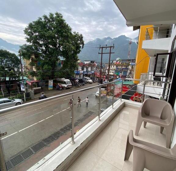 هتل Dev Palace By Wb Inn