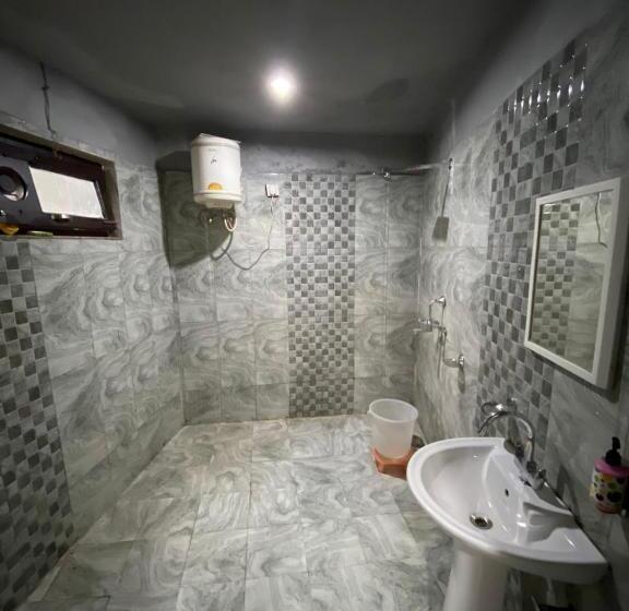 هتل Dev Palace By Wb Inn